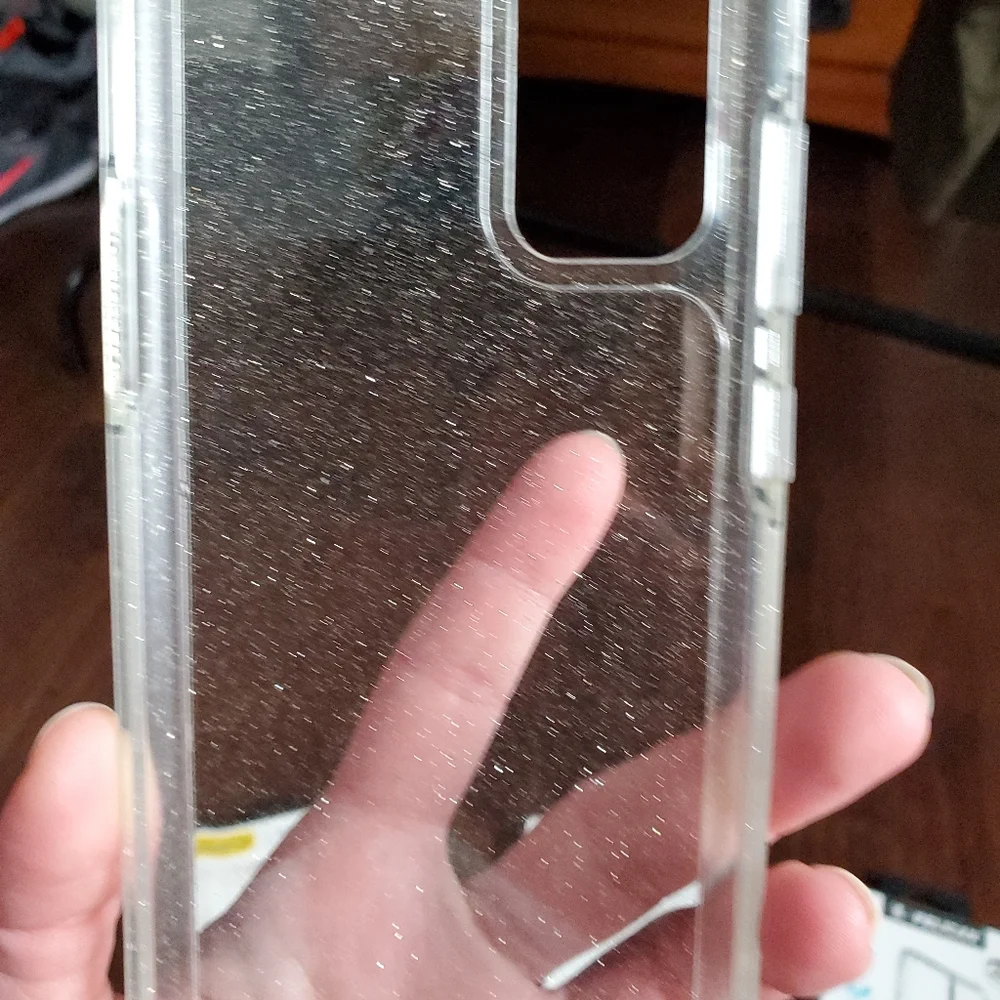 Phone cover clear with silver sparkle on it for Samsung Galaxy S20 plus